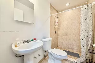 759 NW 70th St, Miami, FL 33150 - Photo 14