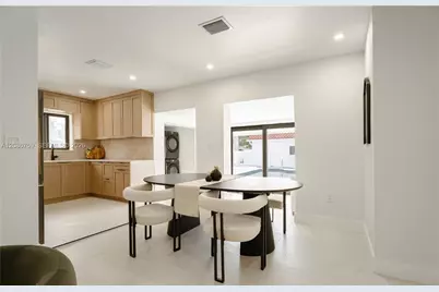 1221 Biarritz Dr, Miami Beach, FL 33141 - Photo 16