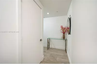 121 NE 34th St #3001, Miami, FL 33137 - Photo 22