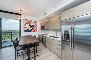 121 NE 34th St, Miami, FL 33137 - Photo 8