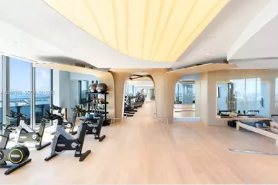 1000 Brickell Plz #4207, Miami, FL 33131 - Photo 42