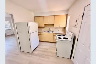 3790 SW 27th St #3790, Miami, FL 33134 - Photo 2