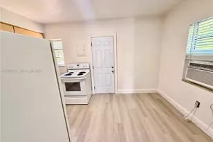 3790 SW 27th St, Miami, FL 33134 - Photo 6