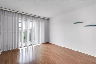 300 SW 134th Way, Pembroke Pines, FL 33027 - Photo 14
