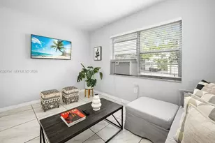 821 SW 5th St, Miami, FL 33130 - Photo 2