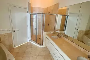 808 Brickell Key Dr, Miami, FL 33131 - Photo 8