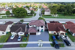 6332 SW 151st Pl, Miami, FL 33193 - Photo 2