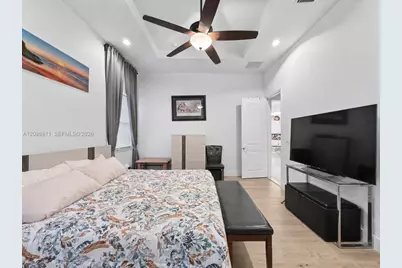 15086 SW 176th Ter, Miami, FL 33187 - Photo 12