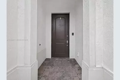 15086 SW 176th Ter, Miami, FL 33187 - Photo 2