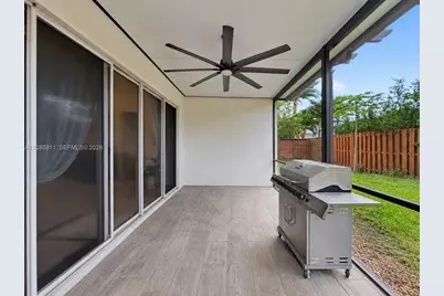 15086 SW 176th Ter, Miami, FL 33187 - Photo 38