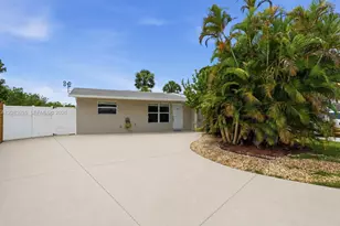 70 SW Hideaway Pl, Stuart, FL 34994 - Photo 6