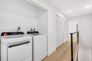 10046 NW 41st St, Doral, FL 33178 - Photo 16