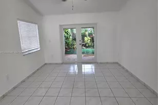 306 NW 114th Ave, Sweetwater, FL 33172 - Photo 8