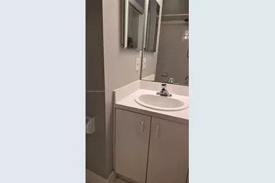 1908 NW 79th Way, Pembroke Pines, FL 33024 - Photo 22