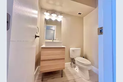 1300 Alton Rd #6C, Miami Beach, FL 33139 - Photo 6