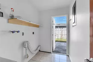 6112 SW 3rd St, Margate, FL 33068 - Photo 18