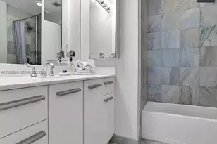 1050 Brickell Ave, Miami, FL 33131 - Photo 10
