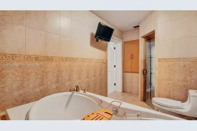 9710 SW 14th St, Miami, FL 33174 - Photo 18