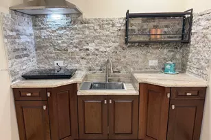 9051 NW 18th Ct, Pembroke Pines, FL 33024 - Photo 18
