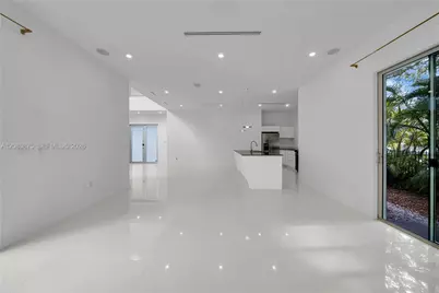 3253 McDonald St #3253, Miami, FL 33133 - Photo 16