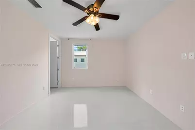 3253 McDonald St #3253, Miami, FL 33133 - Photo 36