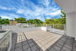 3253 McDonald St, Miami, FL 33133 - Photo 40