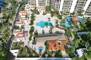 20281 E Country Club Dr, Aventura, FL 33180 - Photo 1