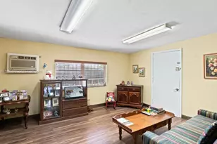 1828 SW 18th St, Miami, FL 33145 - Photo 18