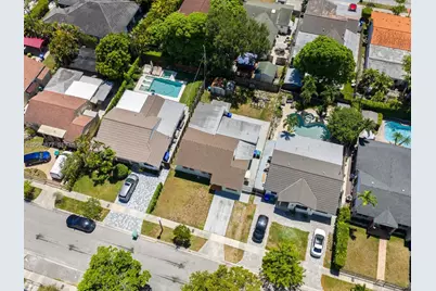 1828 SW 18th St, Miami, FL 33145 - Photo 38