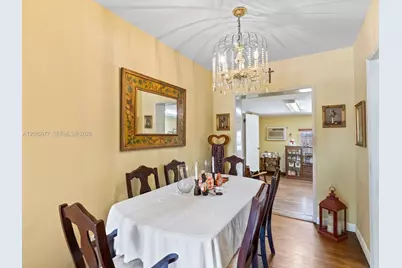 1828 SW 18th St, Miami, FL 33145 - Photo 12