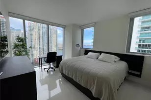 1300 Brickell Bay Dr, Miami, FL 33131 - Photo 14