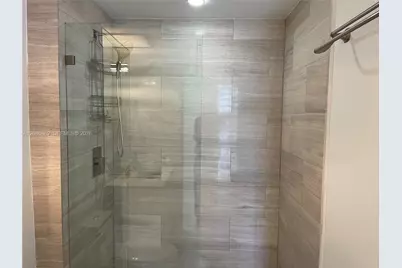1300 Brickell Bay Dr #2010, Miami, FL 33131 - Photo 22