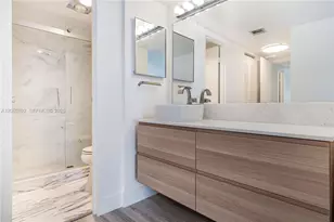 3625 N Country Club Dr, Aventura, FL 33180 - Photo 22