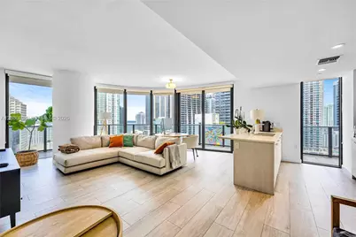 45 SW 9th St #2103, Miami, FL 33130 - Photo 1