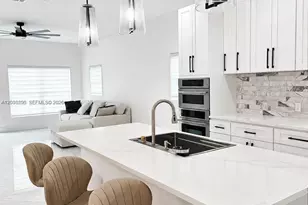 907 21st St, West Palm Beach, FL 33407 - Photo 4