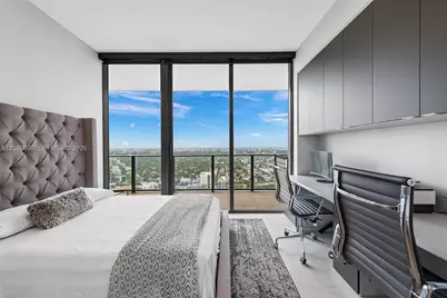 1000 Brickell Plz #PH5307, Miami, FL 33131 - Photo 24