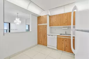 2301 S Ocean Dr, Hollywood, FL 33019 - Photo 22