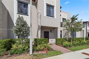 957 NE 211th St, Miami, FL 33179 - Photo 30