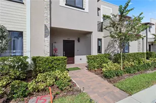 957 NE 211th St, Miami, FL 33179 - Photo 24
