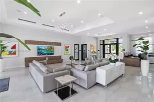 957 NE 211th St, Miami, FL 33179 - Photo 32