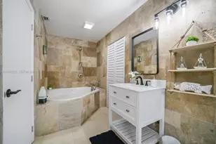 2286 NE 215th St, Miami, FL 33180 - Photo 20