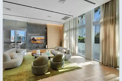 90 SW 3rd St #2210, Miami, FL 33130 - Photo 14