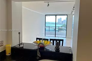 555 NE 15th St, Miami, FL 33132 - Photo 6