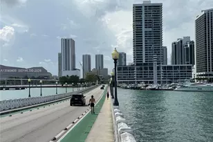 555 NE 15th St, Miami, FL 33132 - Photo 2