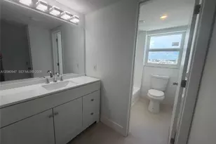 245 18th St, Miami Beach, FL 33139 - Photo 14