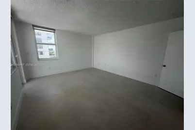 245 18th St #805, Miami Beach, FL 33139 - Photo 22