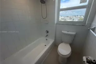 245 18th St, Miami Beach, FL 33139 - Photo 18