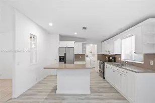 19800 SW 180th Ave, Miami, FL 33187 - Photo 10