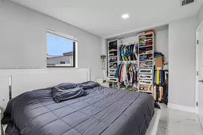 1421 N 68th Ter, Hollywood, FL 33024 - Photo 24