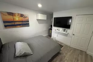 1421 N 68th Terrace, Hollywood, FL 33024 - Photo 38